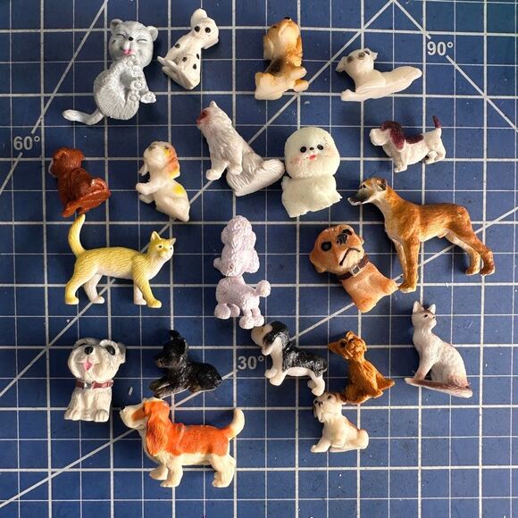 PUPPY IN MY POCKET Kitty  vintage 1990s mini animal figure bundle 20 pcs 020 - Picture 1 of 1